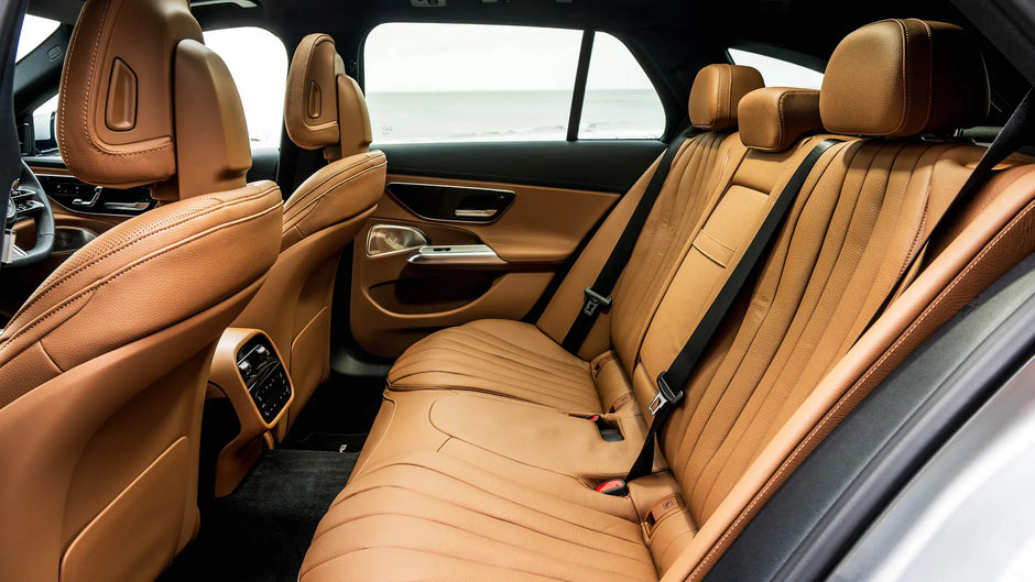 Mercedes E Class - Car Rental in Paris