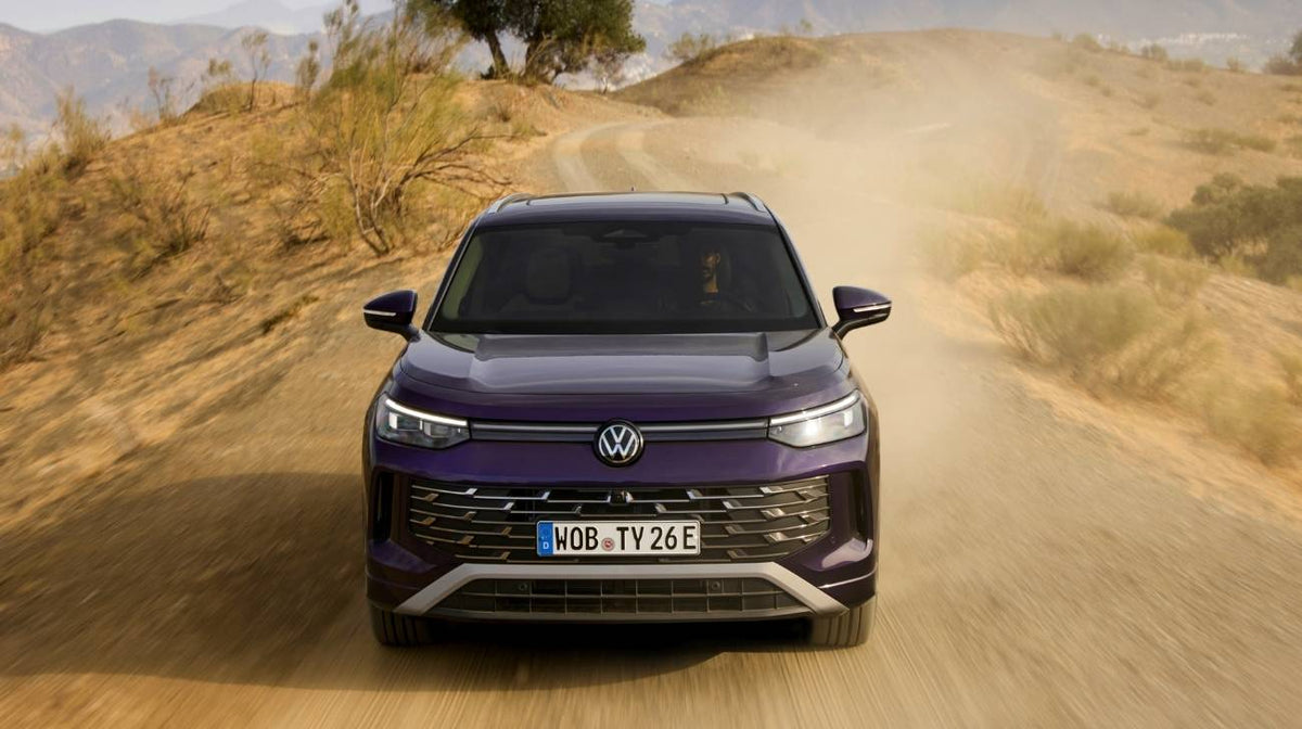 Volkswagen Tayron - Car Rental in Paris