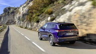 Volkswagen Tayron - Car Rental in Paris